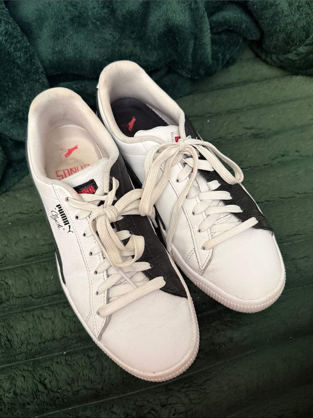 Puma Men’s White and Black Low-Top Sneakers